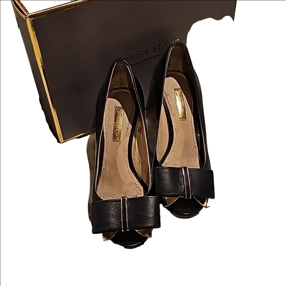 Louise etc Cie Lo-Nadia navy pumps with gold accents deep azure aspen calf